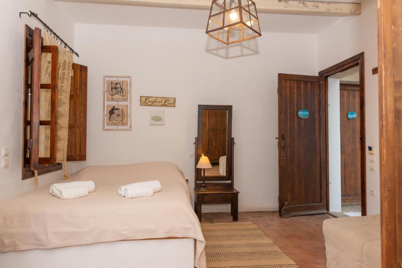 Kalderimi Studios Patmos Town Exterior photo