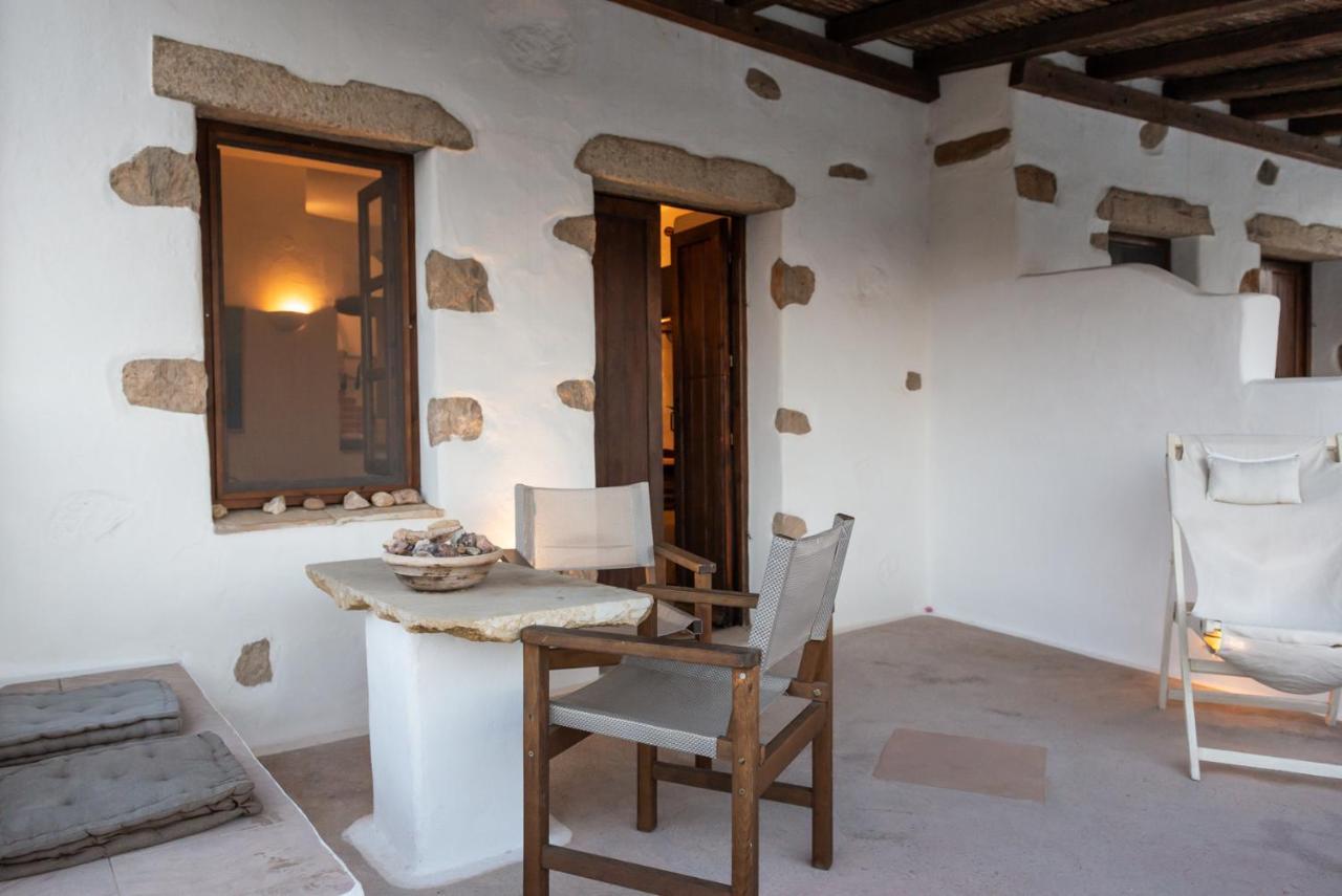 Kalderimi Studios Patmos Town Exterior photo